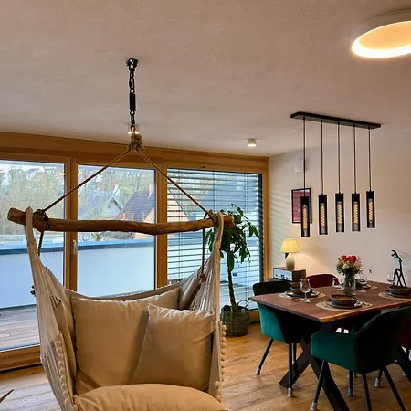 Hangout Neckartenzlingen