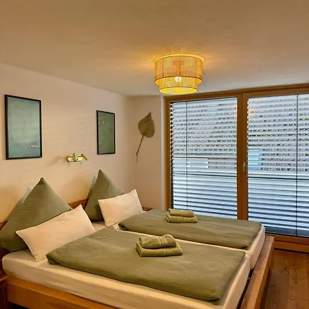 Hangout * Neckartenzlingen