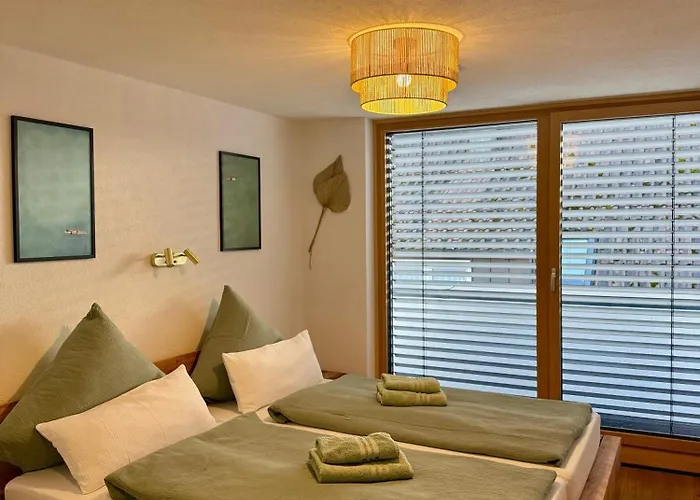 Hangout * Neckartenzlingen